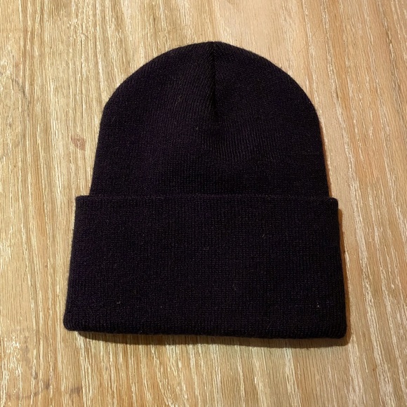Carhartt Toque 1 blue 1 black brand new. - Picture 2 of 3